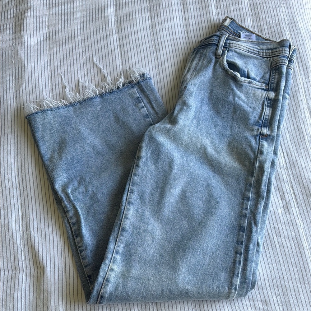 Kensie Light Blue Straight Leg Jeans with Raw Hem
